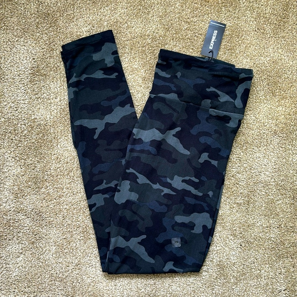 NWT Super Soft Express Lounge Leggings